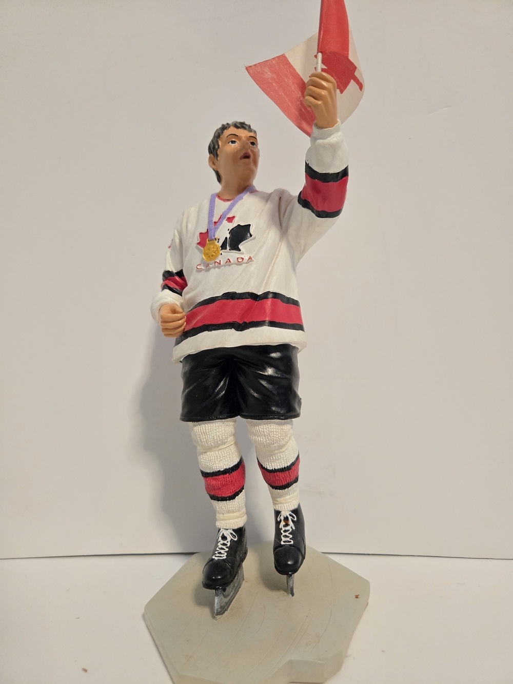 Canada Hockey Player Figurine 2002 Winter Olympics Gold Medal
